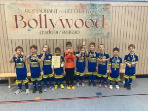 Eintracht "Bambinis " erreichen Endspiel