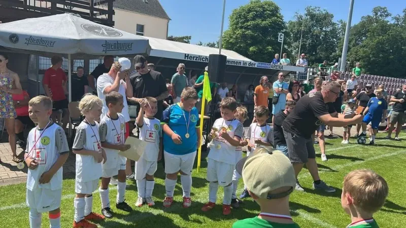 G.-Junioren mit " Hammer - Turniersieg " in Meuselwitz