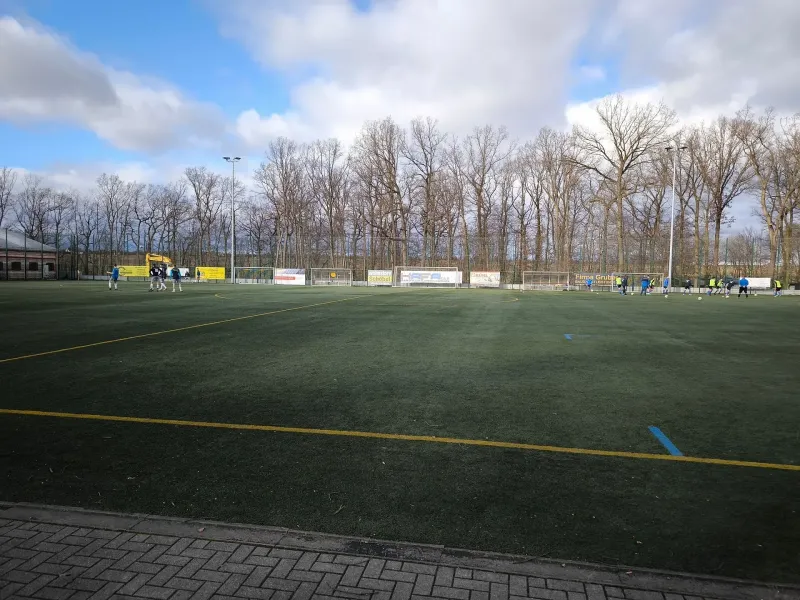 Der Spitzenreiter kommt