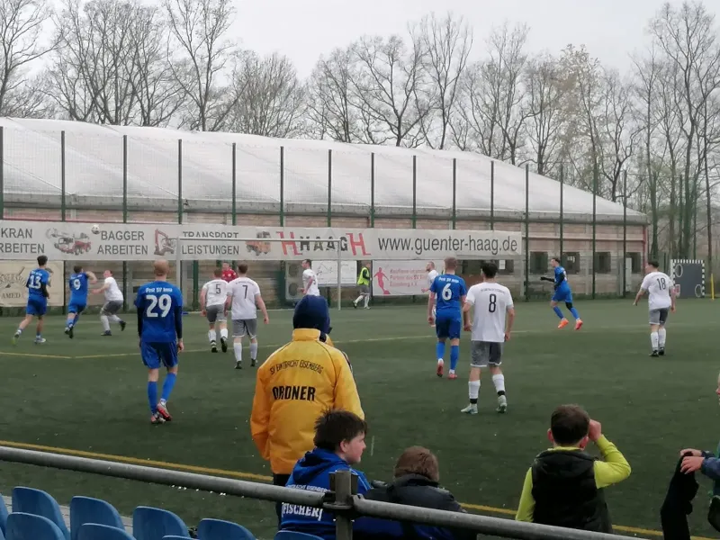 Zweite der Eintracht gewinnt 6.Punkte-Spiel