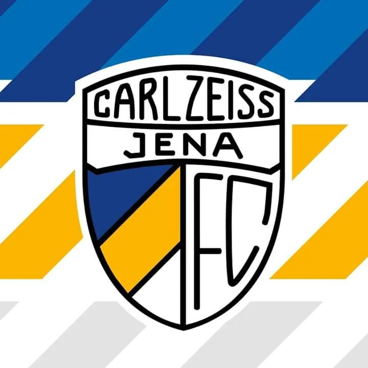 Eintracht- Nachwuchs stellt Einlaufkinder